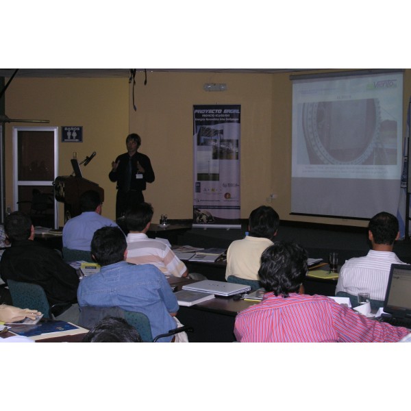 2006: Primer Seminario de Energía Eólica en Ecuador