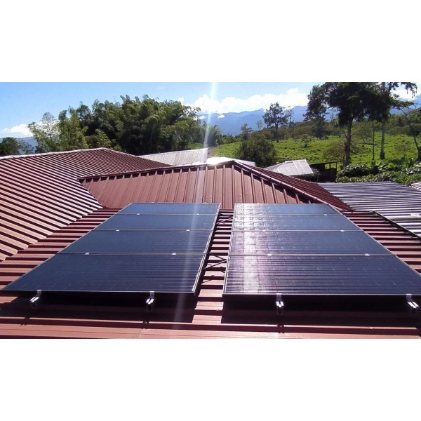 2020 Energetizando una casa en Sucua