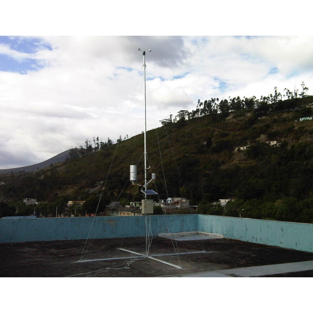 2011: Estación meteorológica de LSI LASTEM para UTN en Ibarra